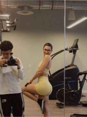 A post by @seaannnnaa on TikTok caption: Gym vlog w/ @hafisah__ 