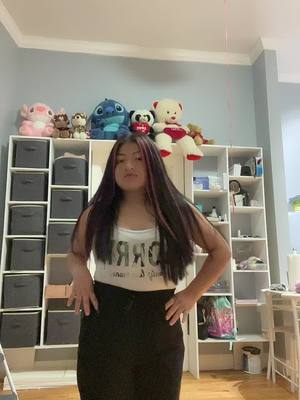 A post by @jennypaida1 on TikTok caption: ##sigueme #fypviral #paratiiiiiiiiiiiiiiiiiiiiiiiiiiiiiii #sigueme_y_te_sigo 