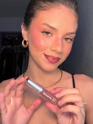 A post by @sacheubeautyusa on TikTok caption: The perfect nude lip topper!! 🤎🤎🤎  #sacheubeauty #sacheu #sacheulipstayn #lipliners #lipcombo #lipoil #lipgloss 