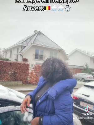 A post by @adamakaba0 on TikTok caption: La #nei neige 🌨️ #😂 #🥰 