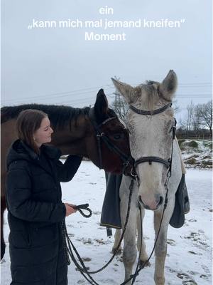 A post by @carezina on TikTok caption: Euer „kann mich mal jemand kneifen“ Moment? 