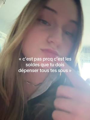 A post by @elora_wg on TikTok caption: alors si c’est carrément une excuse #liplock #soldes #shopping #pourtoi 