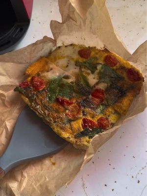 A post by @athenainluxay on TikTok caption: I tried to make a frittata in the air fryer! (the time isn’t correct on what I actually did - 350°F for 8-10min is what’s suggested) #frittata 