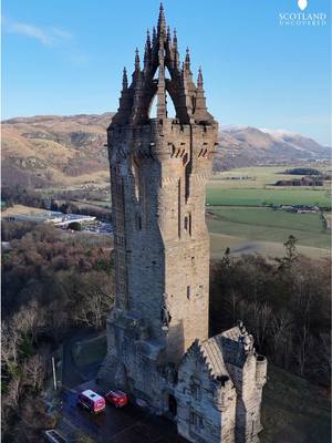 A post by @scotland_uncovered on TikTok caption: The National Wallace Monument in Stirling, Scotland! Book a tour with me to see this incredible monument 🚐 🏴󠁧󠁢󠁳󠁣󠁴󠁿 #Scotland #wallacemonument #williamwallace #braveheart 