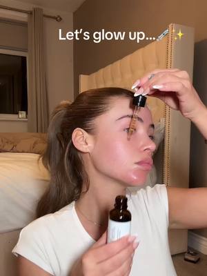 A post by @cchloelizabethh on TikTok caption: Pls don’t do this at home! I’m fully qualified in all treatments I done✨