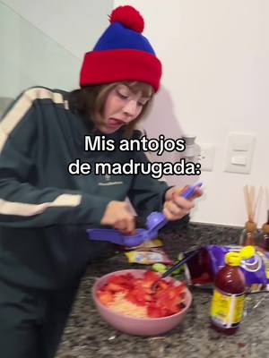 A post by @didiwinx on TikTok caption: Ig:didiwinx #humor #hambre #meme #antojos 