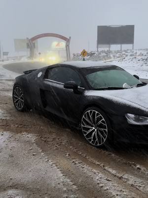 A post by @georgereyes123 on TikTok caption: MI PERÚ 🤩#ticlio#Audi#R8