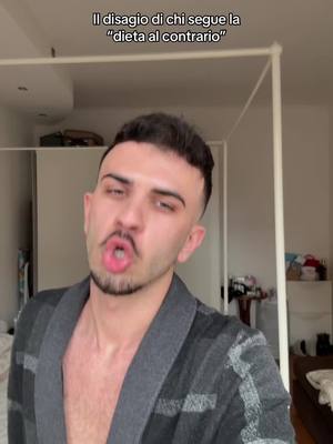 A post by @sasycacciatore on TikTok caption: Diventeró Sasyna la muscolina un giorno, vi sono vicino sottili 