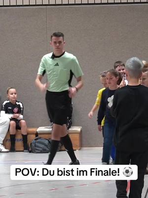 A post by @quallexd001 on TikTok caption: Wann war dein letztes Finale? 👀🔥 Wir sind eure Noten?… 😂 #qualle👑 #fyp #fussball #schiedsrichter #fussballvideos #fussballliebe #kreisligalegende #traum #immerweiter #jugendfussball #hallenfussball #fussballtiktok #kreisligamomente #lustig #kinder #fussballturnier #fussballer 