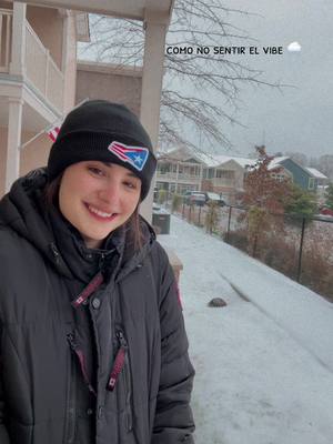 A post by @nashhhy on TikTok caption: #fyp #georgia #nieve 🌨️