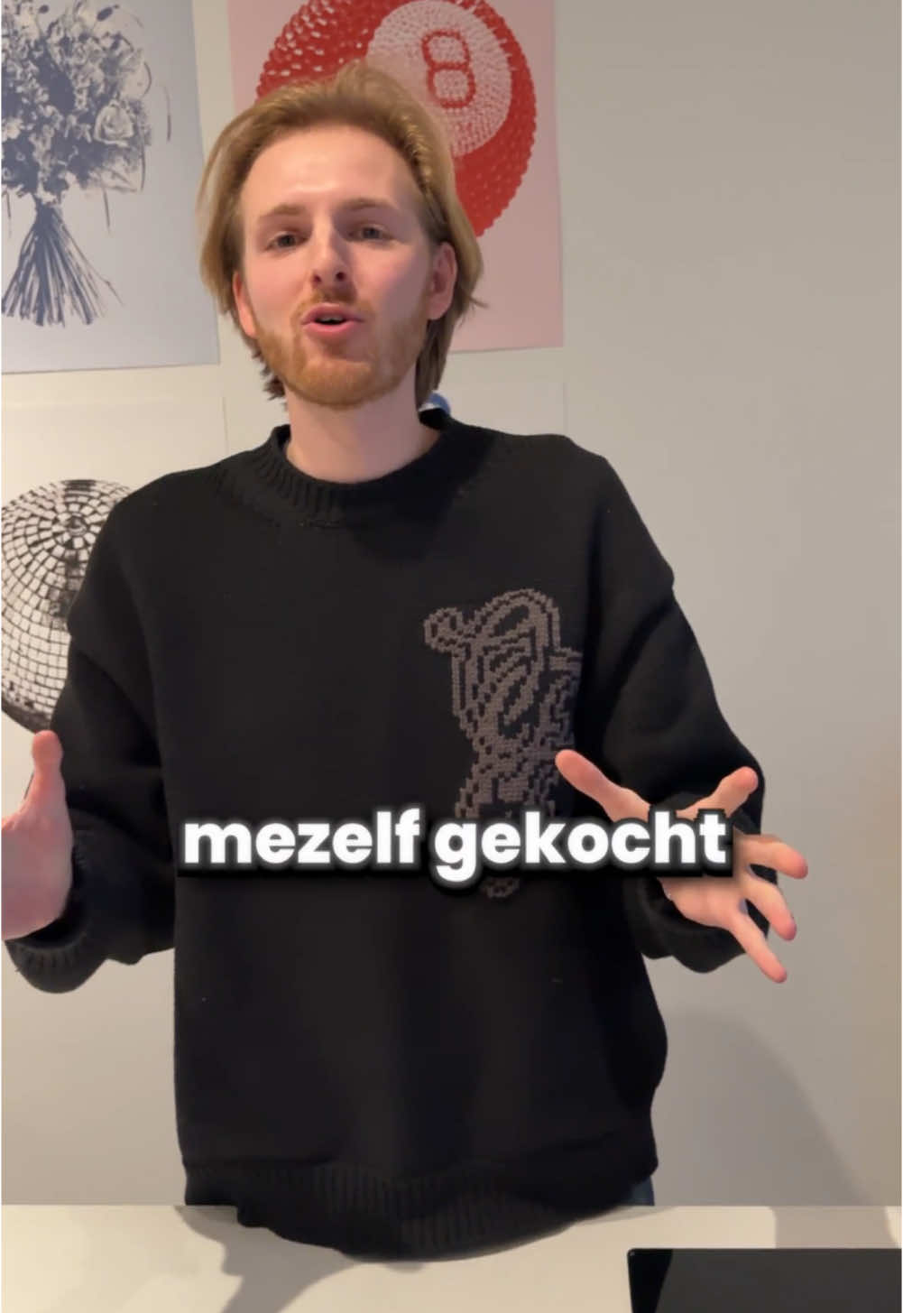 A post by @hutskoen on TikTok caption: New year new me dames en heren! Scoor ook die sale @bol ad #bolsale #allesopbol