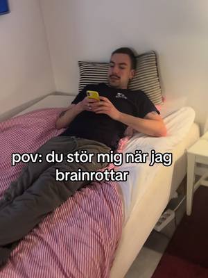 A post by @henrythefreakofficial on TikTok caption: så otroligt respektlöst  #humor #brainrot #meme