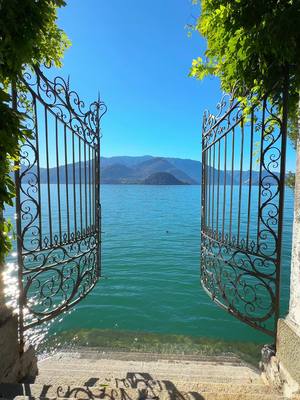 A post by @marcoandflo on TikTok caption: @HotelVillaCipressi in all season ☀️💚 #LagodiComo #LakeComo #ComoLake #Italia #Italy 