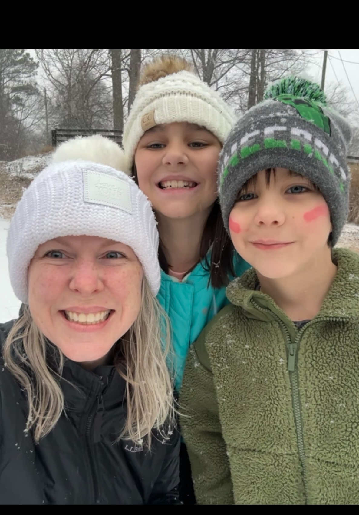 A post by @amandaseghetti on TikTok caption: The first fall of snow in north Georgia ❄️🌨️ The farm animals aren’t sure what to think about all of this. 😂 #snowday #alltoowell #northgeorgia #ballgroundga #snowonthefarm #farmlife #farmanimals 