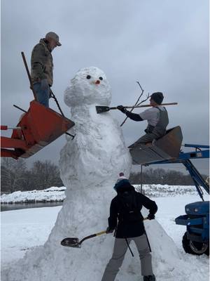 A post by @reece.mcdaniel12 on TikTok caption: Snow day in the south!  