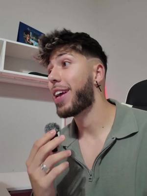 A post by @soyjuanjoselv on TikTok caption: DÍA 9 CONSTRUYENDO UNA EMPRESA EN PÚBLICO JUNTO A MI MADRA… #viral #trending #soyjuanjoselv