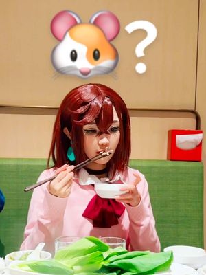 A post by @neneko.n on TikTok caption: MOMO🐹 ぱくぱくぱくぱく 🤤🍲 #ダンダダン #DANDADAN #fyp #fypシ゚ 