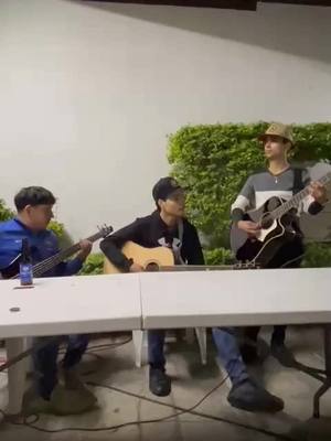 A post by @rodarte24 on TikTok caption: #vamosaclarandomuchascosas 🔥 @Alejandro Gonzalez @sebas_t99 #musica #corridostumbados #paratiiiiiiiiiiiiiiiiiiiiiiiiiiiiiii #sinaloa #codiciado #fyp #corridos 