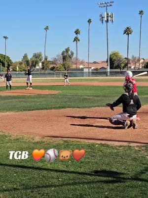 A post by @josmelyjossy13 on TikTok caption: @جوزمل #fyp #baseball #paratiiiiiiiiiiiiiiiiiiiiiiiiiiiiiii #beisbol #baseballlife #bendecidos #baseballmom 