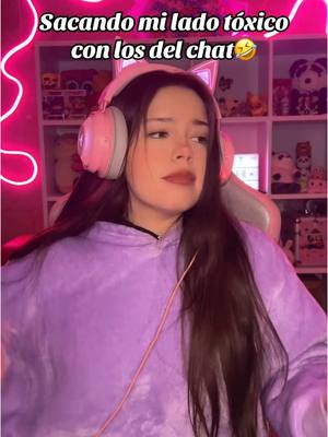 A post by @susegamer on TikTok caption: Nuestras pláticas en la madrugada 🤣#twitch #stream #fyp #paratiiiiiiiiiiiiiiiiiiiiiiiiiiiiiii #GamerGirl #foruyou 