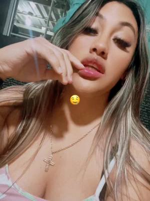 A post by @ladeladukerosa on TikTok caption: Ya la traigo 24/7 🫠 #videoviral #treanding #contenido 