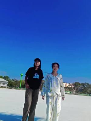 A post by @userzinzin364 on TikTok caption: #အိမ်နေအကျီနက်#ချစ်တဲ့စိတ်လေးနဲ့ကြည့်ပေးပါ🥰🥰 #မင်းတို့idolဖစ်ချင်လို့🤭💖 #မြင်ပါများပြီးချစ်ကျွမ်းဝင်အောင်လို့😜🤗 #မရောက်နိုင်တော့ဘူးလား😇fypပေါ် 