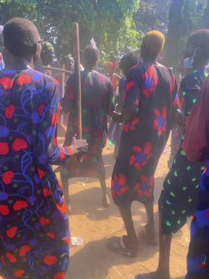 A post by @jozellaaaaa on TikTok caption: #cultura#southsudanesetiktokers🇸🇸🇸🇸🇸🇸 #Terekeka#mundari 💕