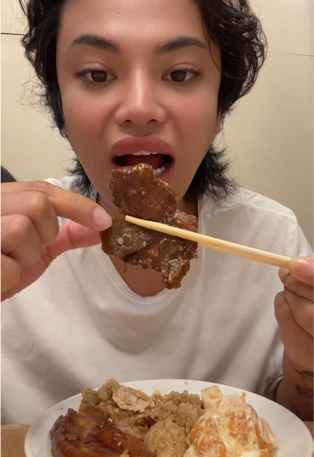 A post by @fynestchina on TikTok caption: despedida