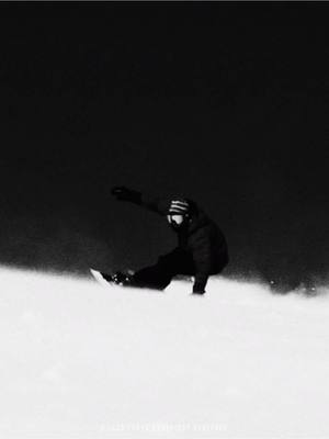 A post by @furys.vfx on TikTok caption: i fw snowboarding smmm #snowboarding #sport #edit 