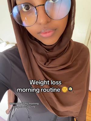 A post by @earth2khadija on TikTok caption: A little routine 🌞🍳 #muslimtiktok #muslim #abaya #khimar #fyp 