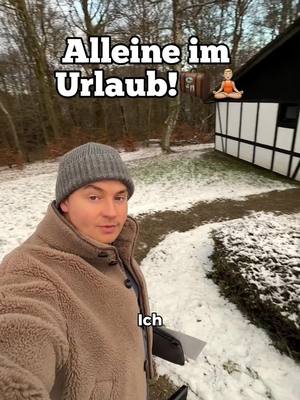 A post by @jonasmoll95 on TikTok caption: Macht ihr das auch so ähnlich? Oder wie bereitet ihr euch aufs neue Jahr vor? [Anzeige]  Oder lieber einfach mit dem Flow gehen? ☺️ Würde mich mal interessieren! #SelfCare #retreat #urlaub #vulkaneifel 