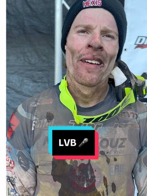 A post by @mxactu on TikTok caption: Lars Van Berkel signe une nouvelle fois une 3ème place, auteur d’un magnifique finish après au départ très loin, Lars était plutôt satisfait de sa course. Plus qu’un petit mois avant l’ultime rendez-vous 🎤#larsvanberkel #cfs #motocross #mxactu 