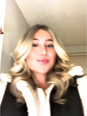 A post by @giannadangelo1 on TikTok caption: #fypシ #fyppppppppppppppppppppppp #viral #hot 