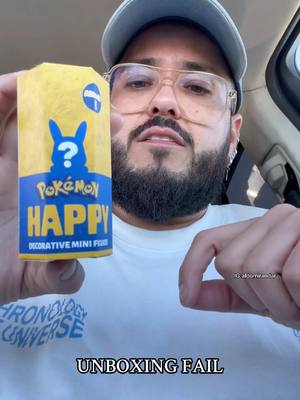 A post by @aldomirandar on TikTok caption: UNBOXING FAIL😂😂😂 #memes #humor #comedia #reacción #Aldomirandar 