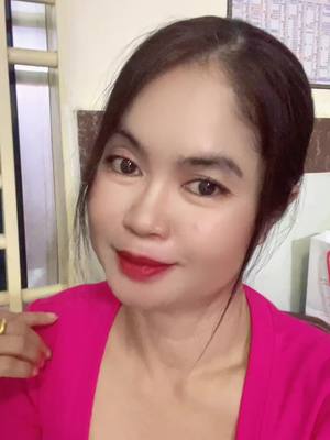 A post by @chenda0693 on TikTok caption: ចាំតែតូចច្រឡឹងតាស#😅😂🤣 មេីលមុខទៅដឹងហេីយឡេីងកាជ្រូក🤣