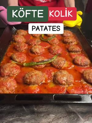 A post by @mutfakcadisi14 on TikTok caption: #köftekolik #patates 💯👩‍🍳🔥#fırındaköftepatates 🔥REHBERİN YOLCULUĞUNDAKİ BAŞARININ MİMARI OLUR 👍  ZOR OLAN YEMEK YAPMAK DEĞİL ‼️NE YAPACAĞINI BİLMEMEK 👩‍🍳#gülmeyibilmeyendükkanaçmasın ❤️⬇️ REÇETE ✅⬇️ KÖFTE İÇİN ; .1 adet kuru soğan(150 gr) .1 adet kapya biber (100 gr) .3 diş sarımsak  .500 gr dana döş  .3 yemek kaşığı Galeta unu  .1 çay kaşığı tuz .1/2 çay kaşığı kırmızı toz biber  .1/2 çay kaşığı kırmızı toz biber  .1/2 çay kaşığı pulbiber  .1/2 çay kaşığı karabiber .1 adet yumurta  FIRINDA PATATES İÇİN ; .2 adet patates  .7 yemek kaşığı ayçiçek yağı  .1/2 çay kaşığı tuz .1/2 çay kaşığı kırmızı toz biber  .1/2 çay kaşığı pulbiber  PİŞİRME TARİFİ 🔥 .SICAK FIRINDA  .FANLI AYARDA .180 DERECE ISIDA .ORTA RAFTA .25 DAKİKA⏰ SOS İSE ✅⬇️ .1 yemek kaşığı dolusu domates salçası  .1/2 çay kaşığı tuz .1/2 çay kaşığı pulbiber .1/2 çay kaşığı kekik .2 diş sarımsak  .3 su bardağı içme suyu  PATATESLER 25 DAKİKA⏰PİŞTİKTEN SONRA‼️ .Köfteleri üzerine dizelim  .Sosu dökelim  .2 adet yeşil biber vs  PİŞİRME TARİFİ 🔥 .AYNI AYARDA .ORTA RAFTA .25 DAKİKA⏰ PİŞİRİP SERVİS EDELİM 🥰 İŞTE BU KADAR  TEŞEKKÜRLER 🥰 #mutfakcadısı #dürüstlüközgürlüktür☝️ 