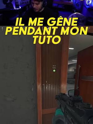 A post by @riize__ on TikTok caption: Il me gène pendant mon tuto ! #deltaforce #deltaforcegameplay #deltaforcegame 