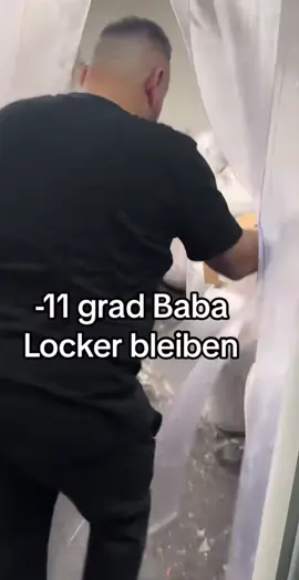 A post by @babarami85 on TikTok caption: #viral #foryou #fyp #onemillionaudition #greenscreen #trending #fürdich 