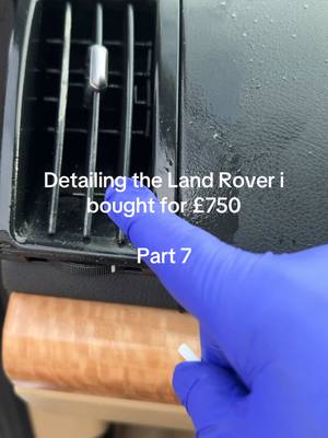 A post by @elite_kleanz_detailing on TikTok caption: Detailing the Land Rover i bought for £750 Part 7 #oddlysatisfying #asmr #viral #fyp #foryoupage #satisfyingvideo 