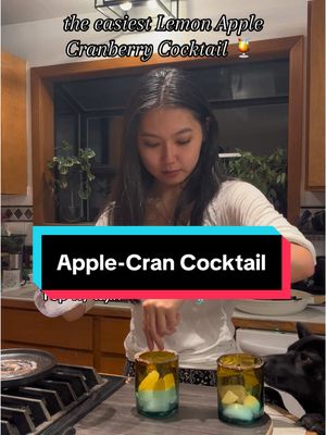 A post by @sakura.kishiro on TikTok caption: So yummy and easy!! 🍹 #cocktail #cocktailrecipe #martinellis #fyp 