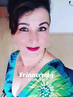 A post by @anaanymogaldea on TikTok caption: #erinnerung 