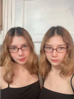 A post by @kittyandkakai on TikTok caption: 🤭❤️🔥 . . . . #kittyandkakai #kakaialmeda #kittyalmeda #fyp #latina #latinamakeup #trend #makeuptrend #twins #fypシ #tiktokph #tiktokbrasil #viral #transition #transformation #makeup 