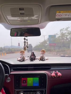 A post by @beenich2000 on TikTok caption: គិតអីរាល់ងៃ🌚🐼#viral #typ 