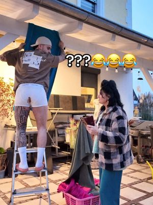 A post by @ninogashi on TikTok caption: Wenn das Viral geht fress ich n Besen 🧹. #fyy #fürdich #fail #mama #hose #kalt #shit #nomobbingjustfun 