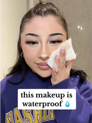 A post by @mari4eliana on TikTok caption: testing this new pressed powder to see if it makes my makeup last !! what do y’all think? @carslan_us #makeup #makeuptutorial #pressedpowder #carslanpowder 