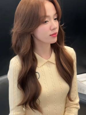 A post by @swans.hairsalon on TikTok caption: Màu hot trend 2025 bạn đã thử chưa? #swanshairsalon #LearnOnTikTok 