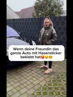 A post by @manja_faiez on TikTok caption: Wie würdet ihr reagieren?🤣🥵#fyp #foryouupage ##typischfrau #typischmann #nomobbing #justtfgorfun#couplecomedy #funnyvideos#fypシ #fypage #fürdich #goviral #viralvideo #viraltiktok#nehmtesmithumor