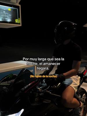 A post by @arrebii on TikTok caption: Rendirse nunca es una opción  #motos #moteros #yzf #epocas #motivacion #arrebii 