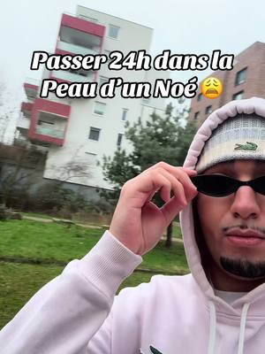 A post by @farigolow on TikTok caption: Tous les Noé ils ont fait ça une fois..👀 D’autres Prénoms 🤔 #humour #devinelapersonne #prenom #24hours 