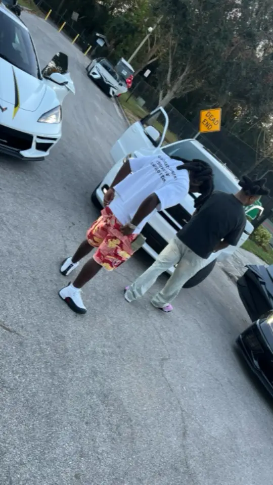 A post by @lpb.poody on TikTok
